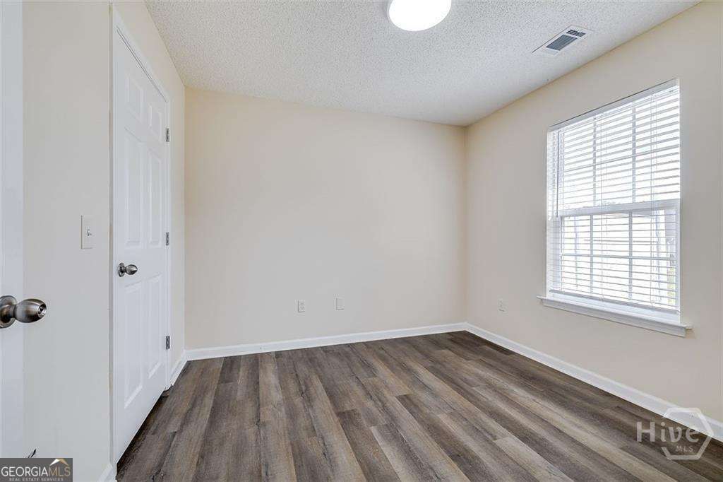 1027 Wadley Circle Property Photo 17