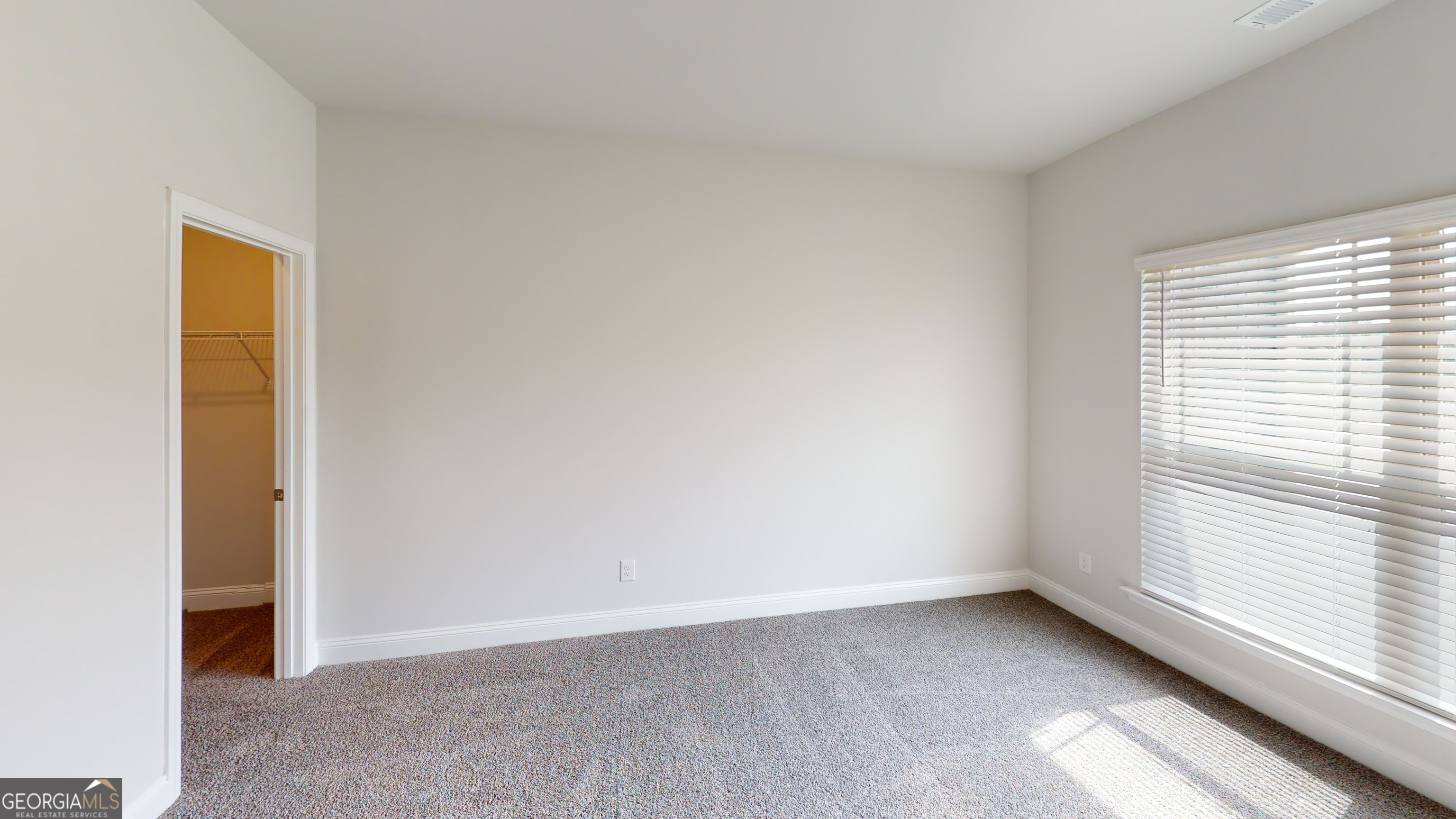 1027 Holliday Pass Property Photo 6