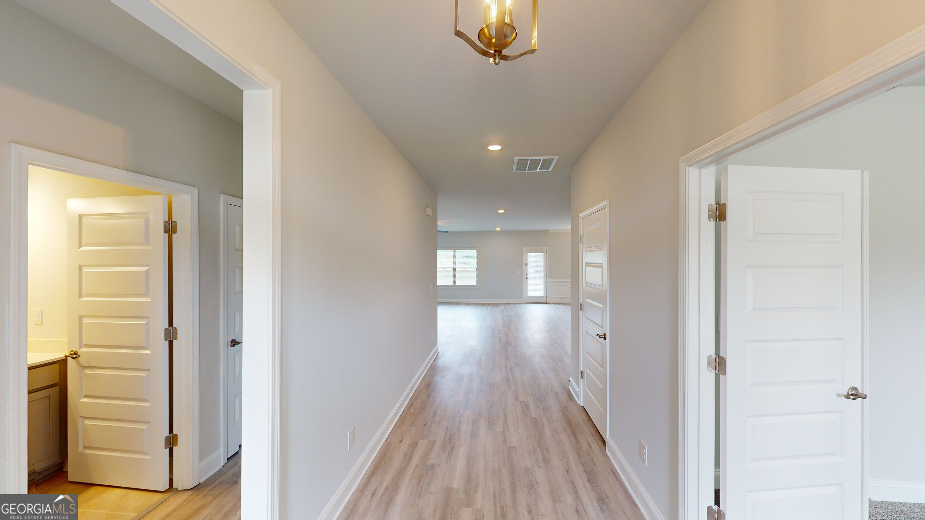 1027 Holliday Pass Property Photo 44