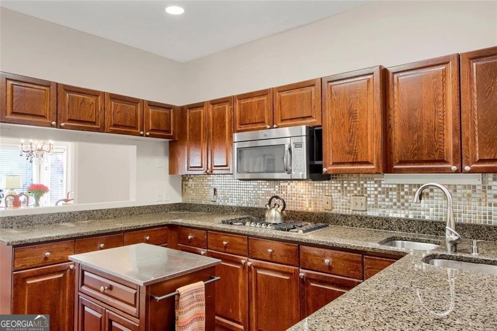 5364 Brooke Ridge Drive Property Photo 12