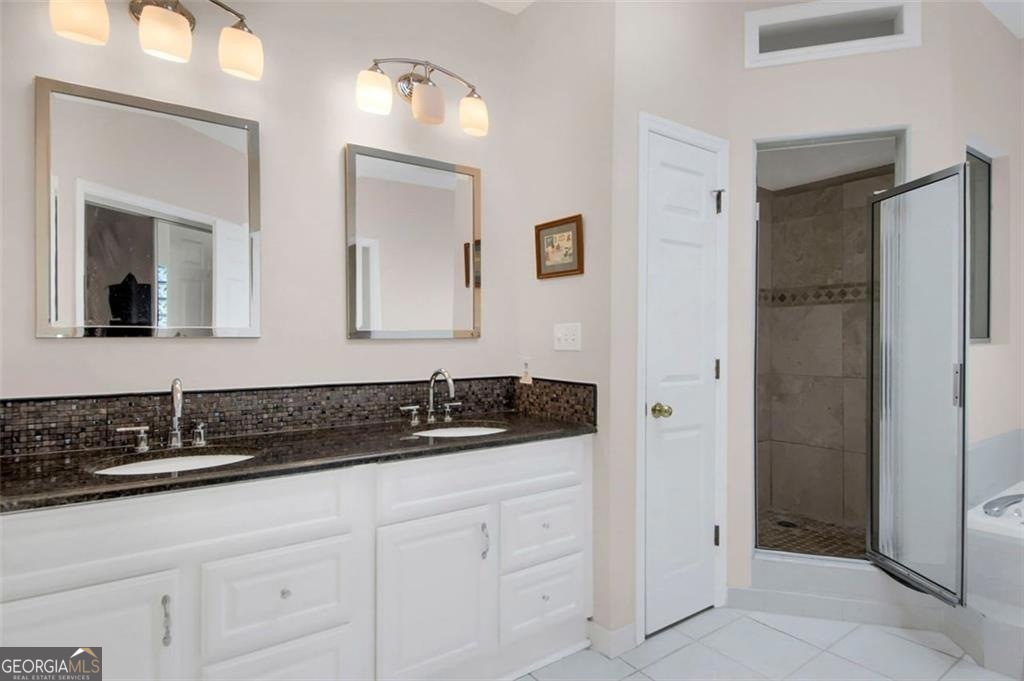 5364 Brooke Ridge Drive Property Photo 25