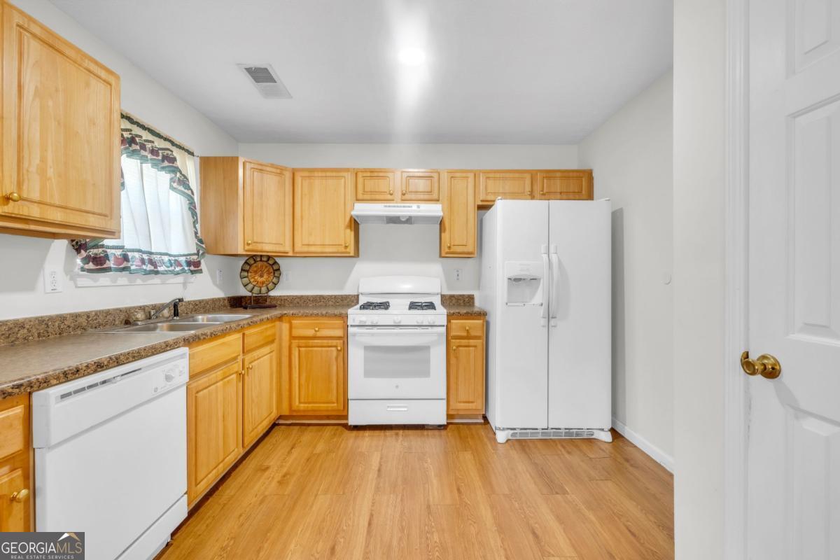 1289 Labrador Lane Property Photo 10