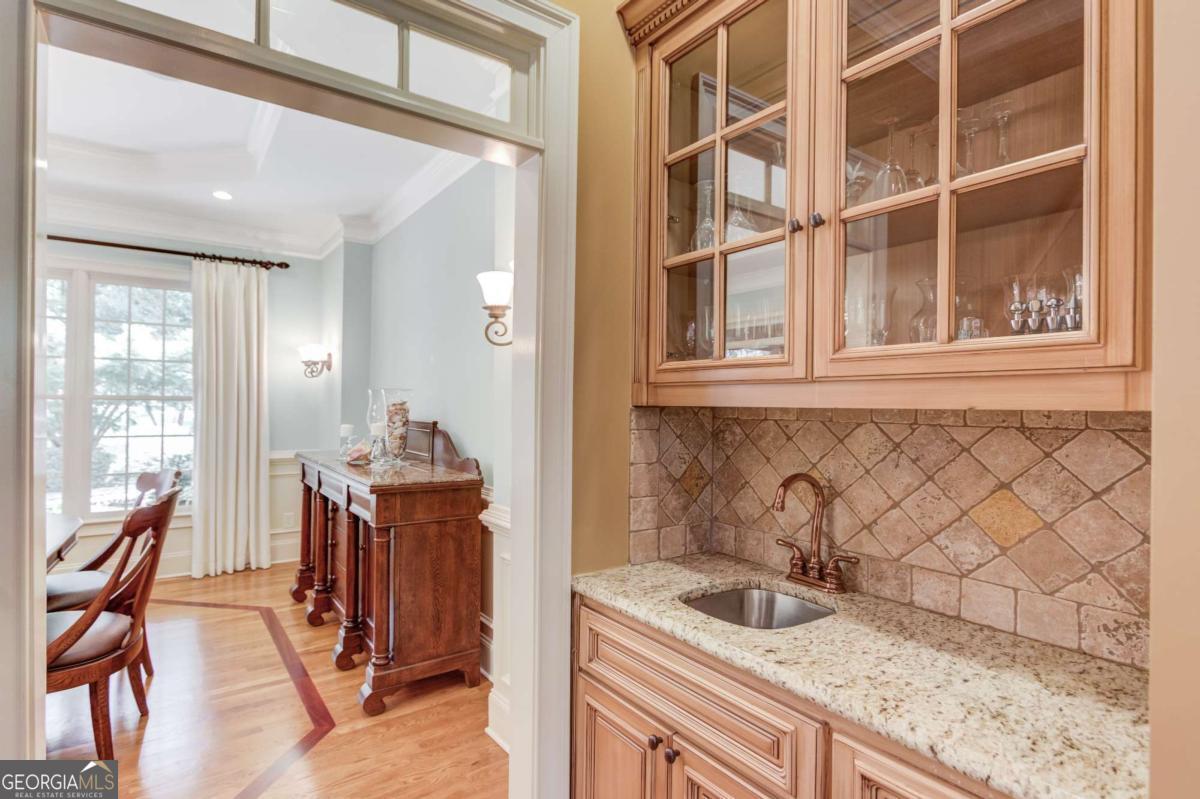 2450 Shumard Oak Drive Property Photo 19