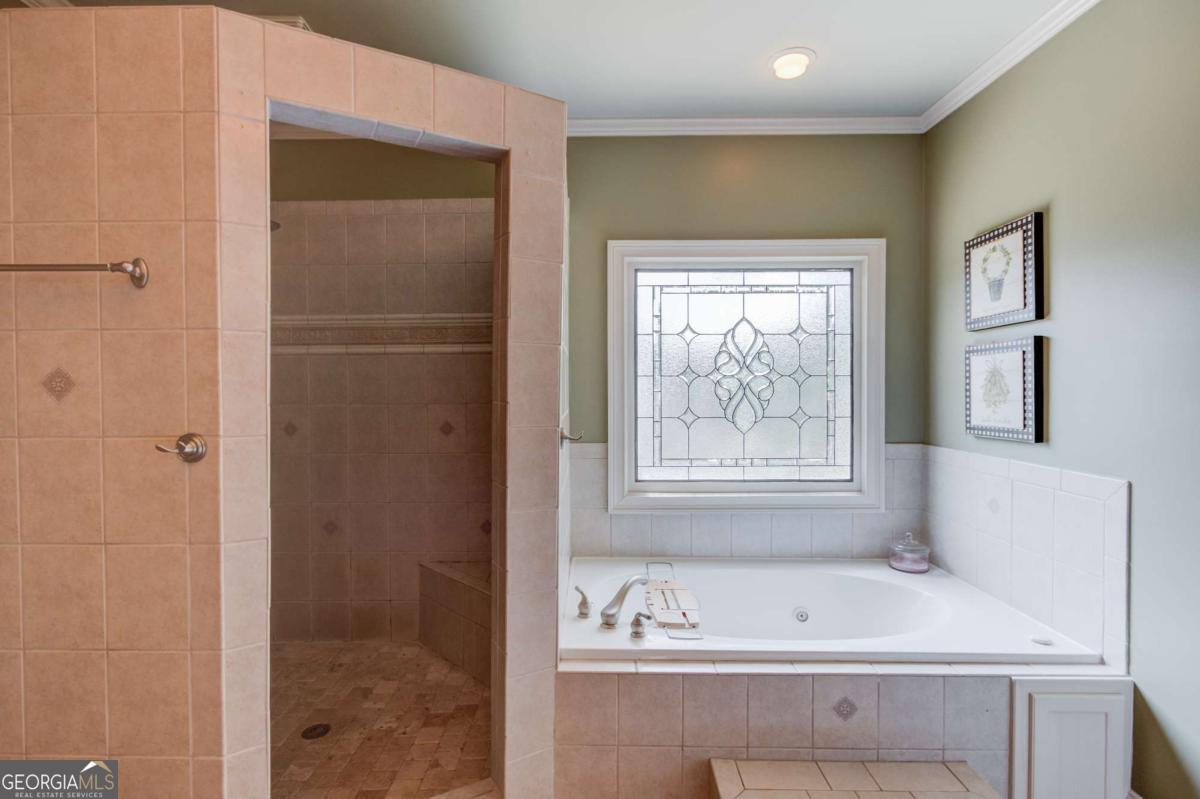 2450 Shumard Oak Drive Property Photo 39