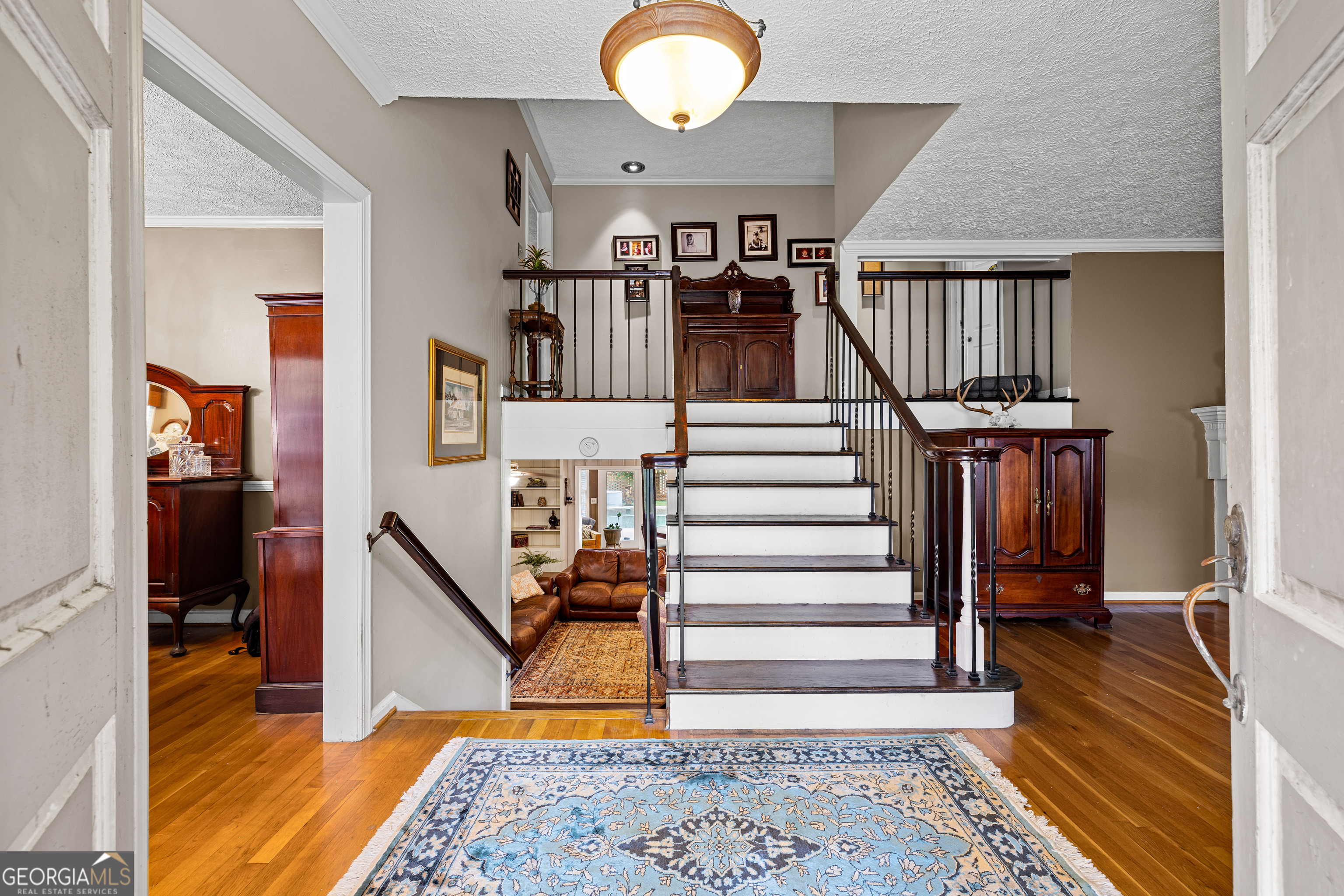 501 Pineview Terrace Property Photo 4