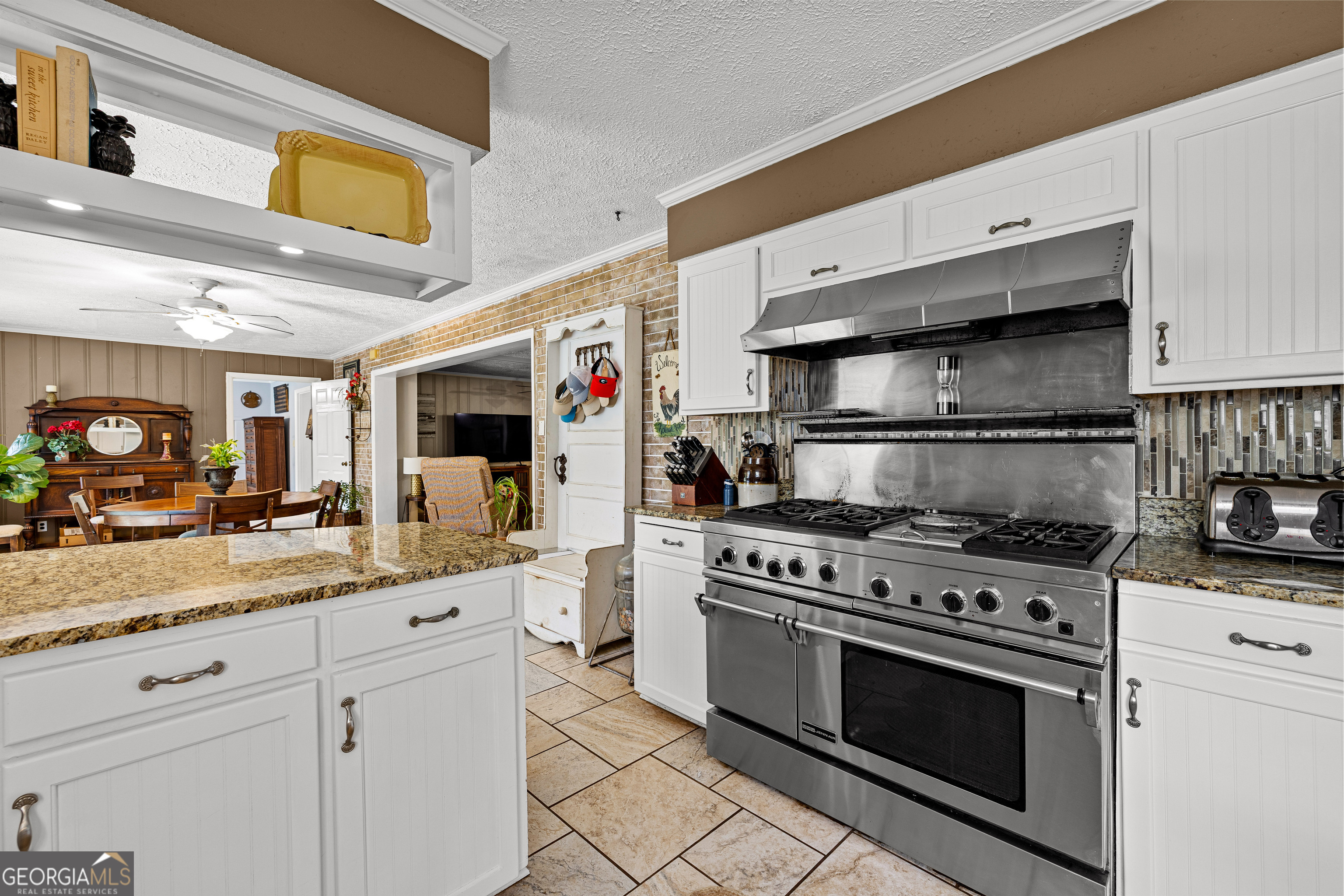 501 Pineview Terrace Property Photo 16