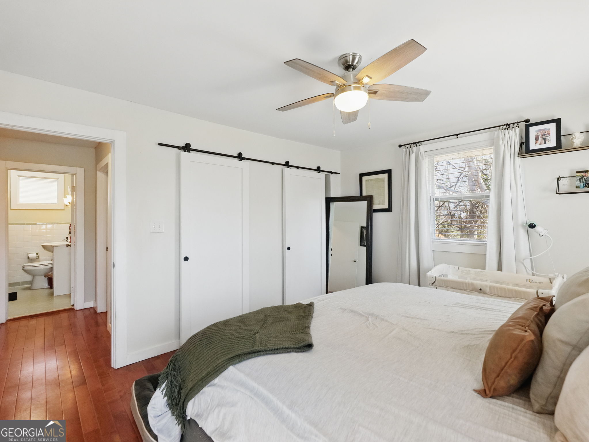 2093 Beverly Road Property Photo 6