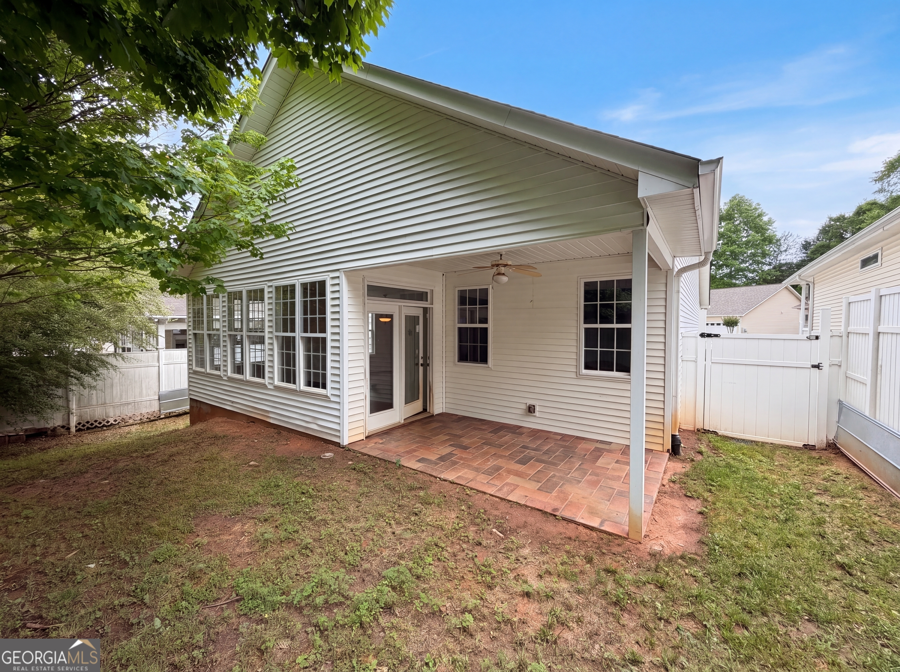 64 Garden Grove Property Photo 5
