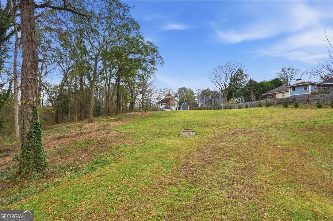 448 E Lake Drive Property Photo 3
