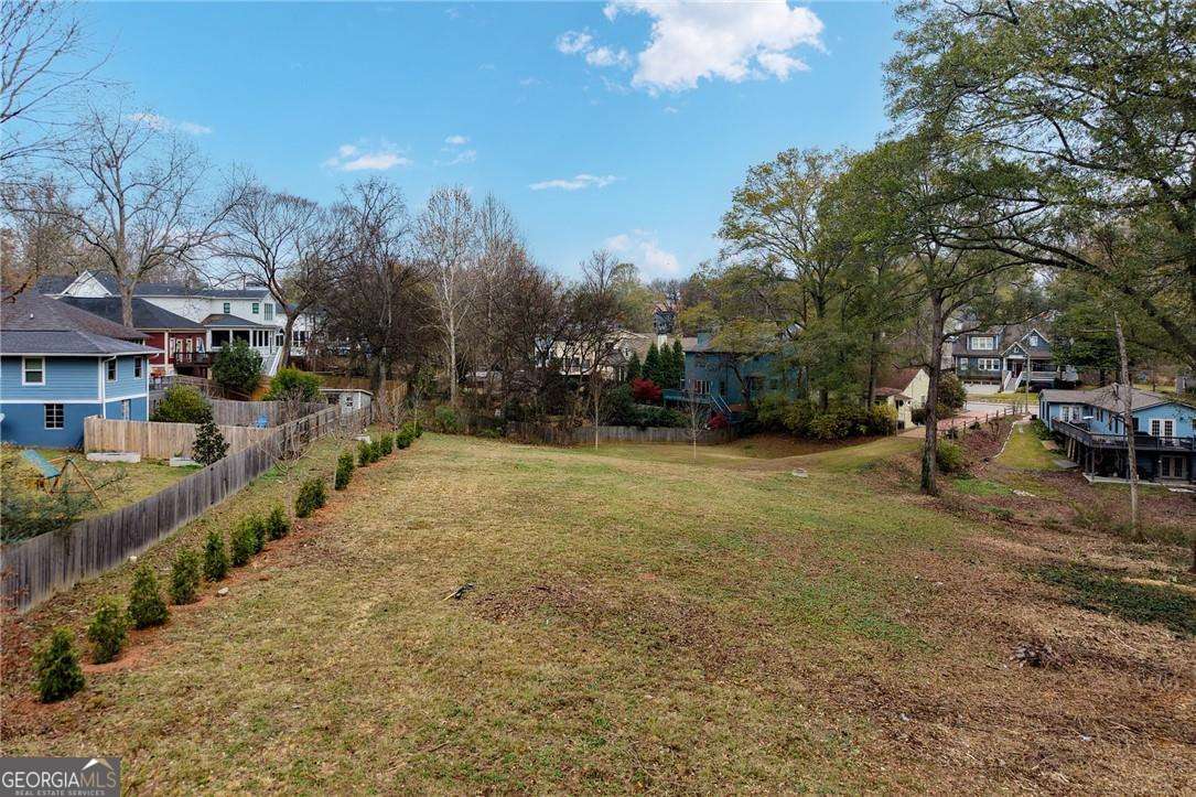 448 E Lake Drive Property Photo 5