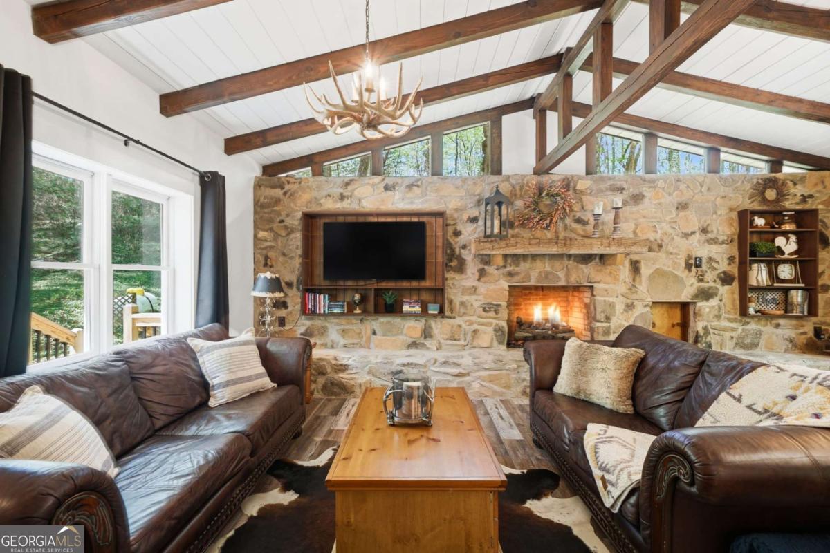 10758 Chatsworth Highway Property Photo 3
