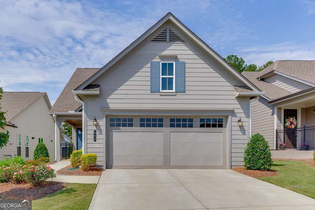 452 Ontario Lane Property Photo 1