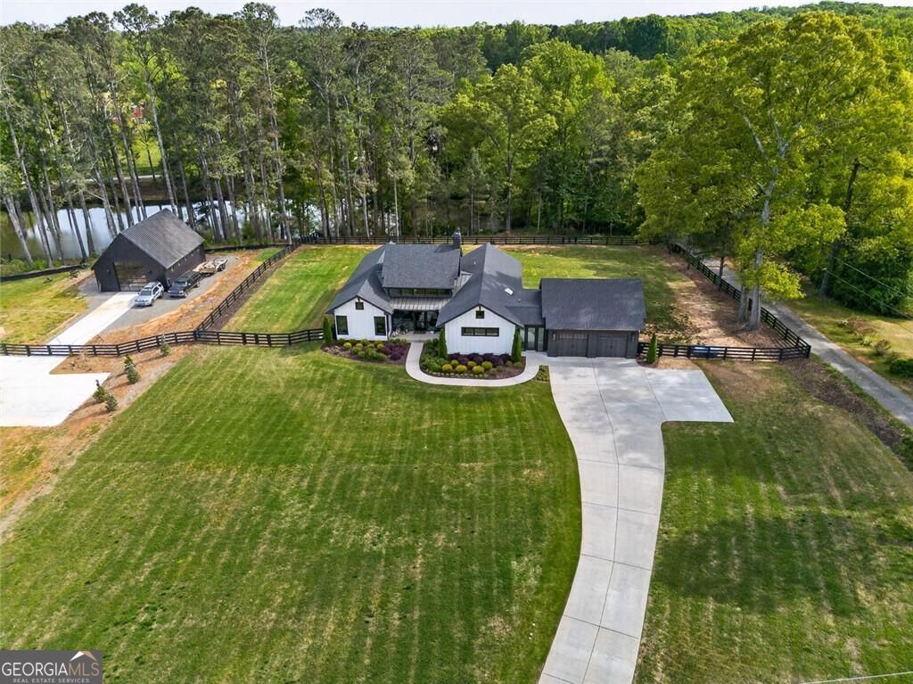 598 Roper Road Property Photo 42