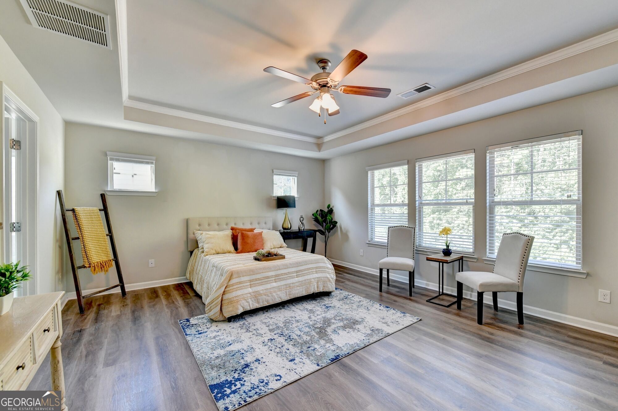2744 Shetley Creek Drive Property Photo 3