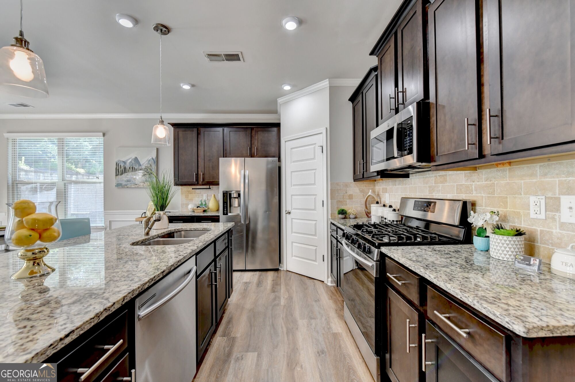 2744 Shetley Creek Drive Property Photo 10