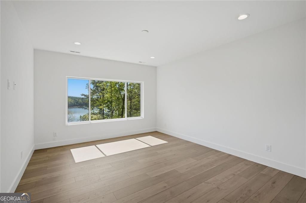 11 Falcon Drive Property Photo 29