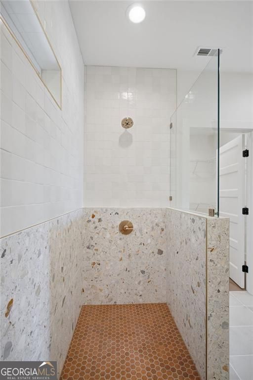 11 Falcon Drive Property Photo 33
