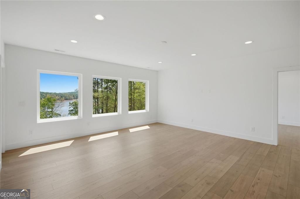 11 Falcon Drive Property Photo 37