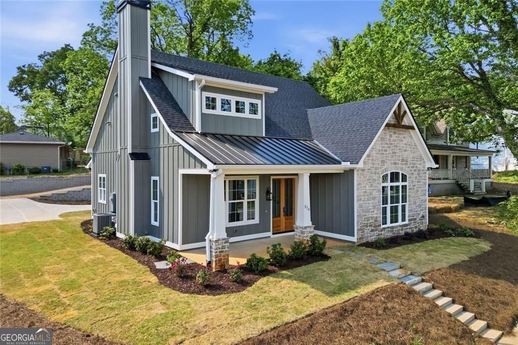 379 Old Canton Road Property Photo 3