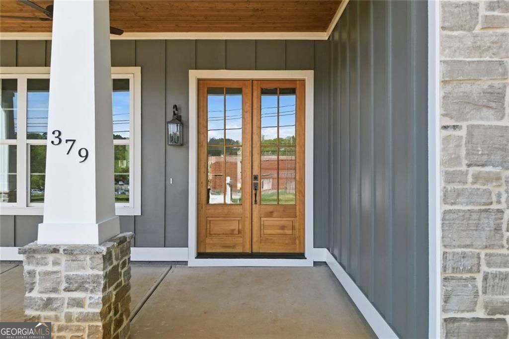 379 Old Canton Road Property Photo 5