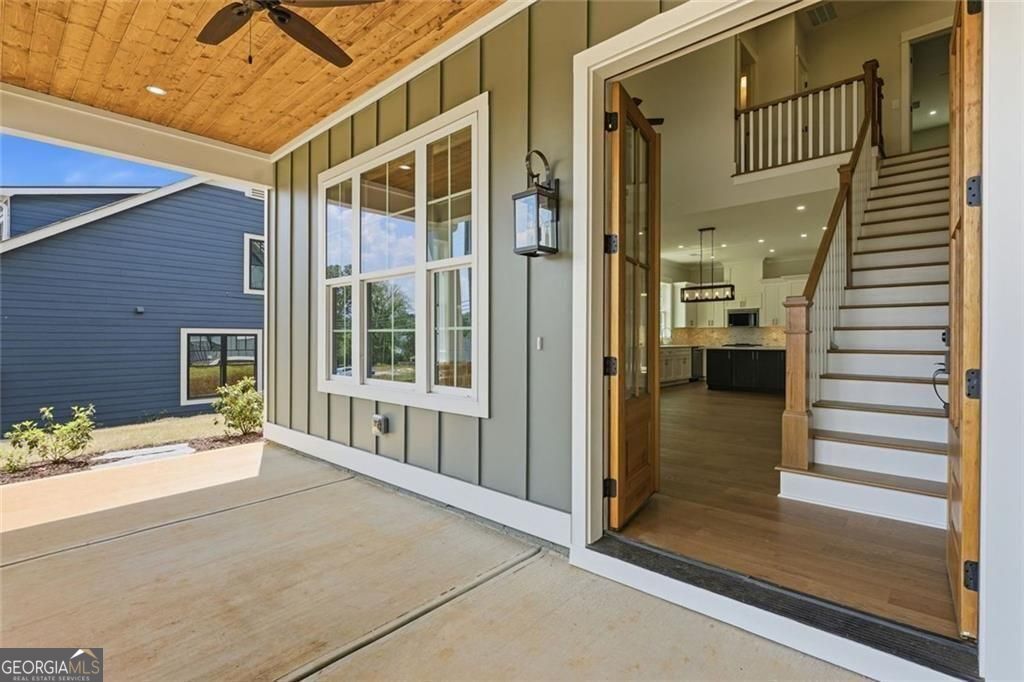 379 Old Canton Road Property Photo 6