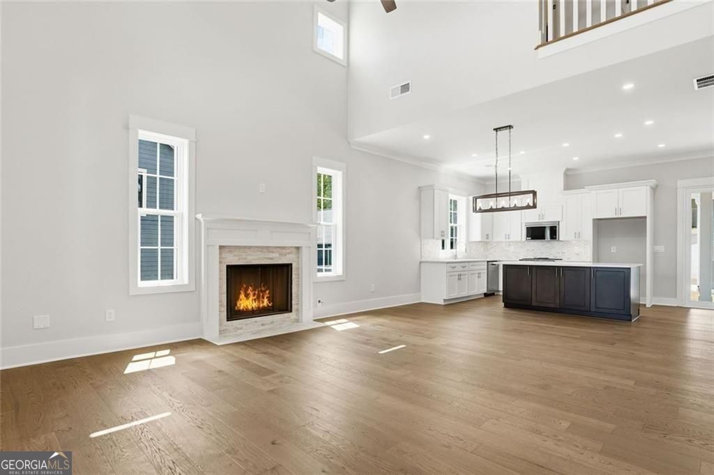 379 Old Canton Road Property Photo 8