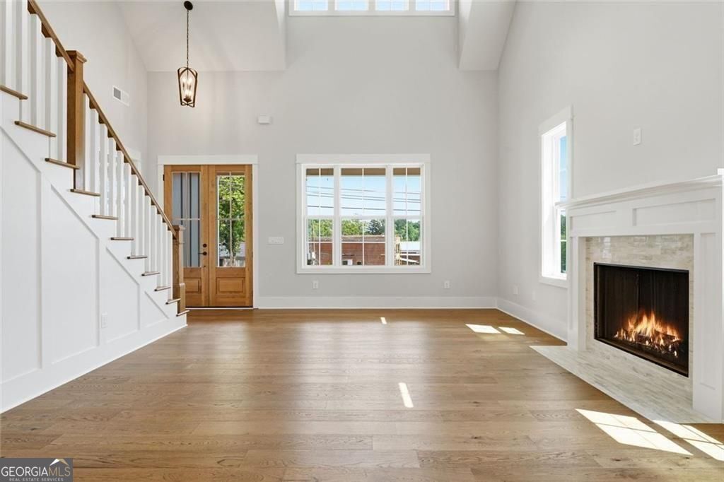 379 Old Canton Road Property Photo 13