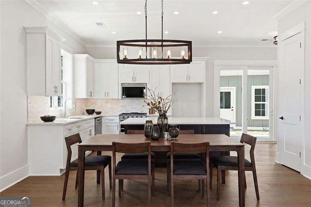 379 Old Canton Road Property Photo 18