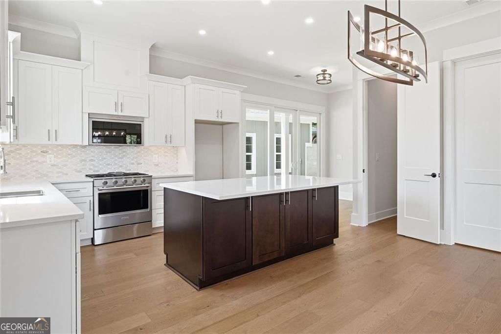 379 Old Canton Road Property Photo 20