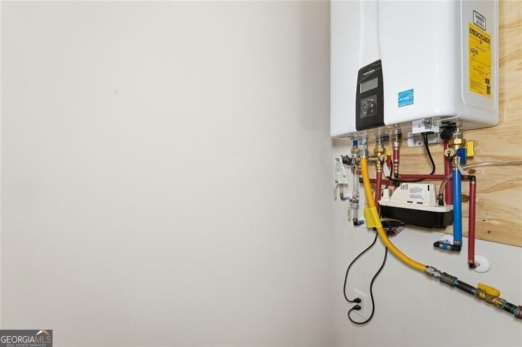 379 Old Canton Road Property Photo 29