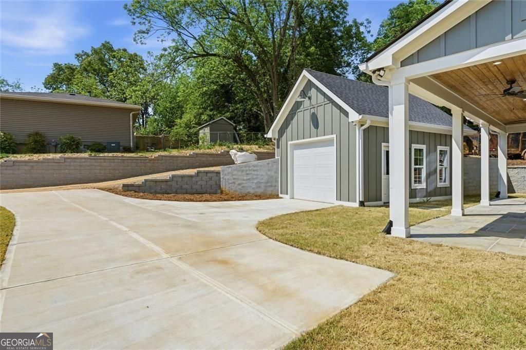 379 Old Canton Road Property Photo 57