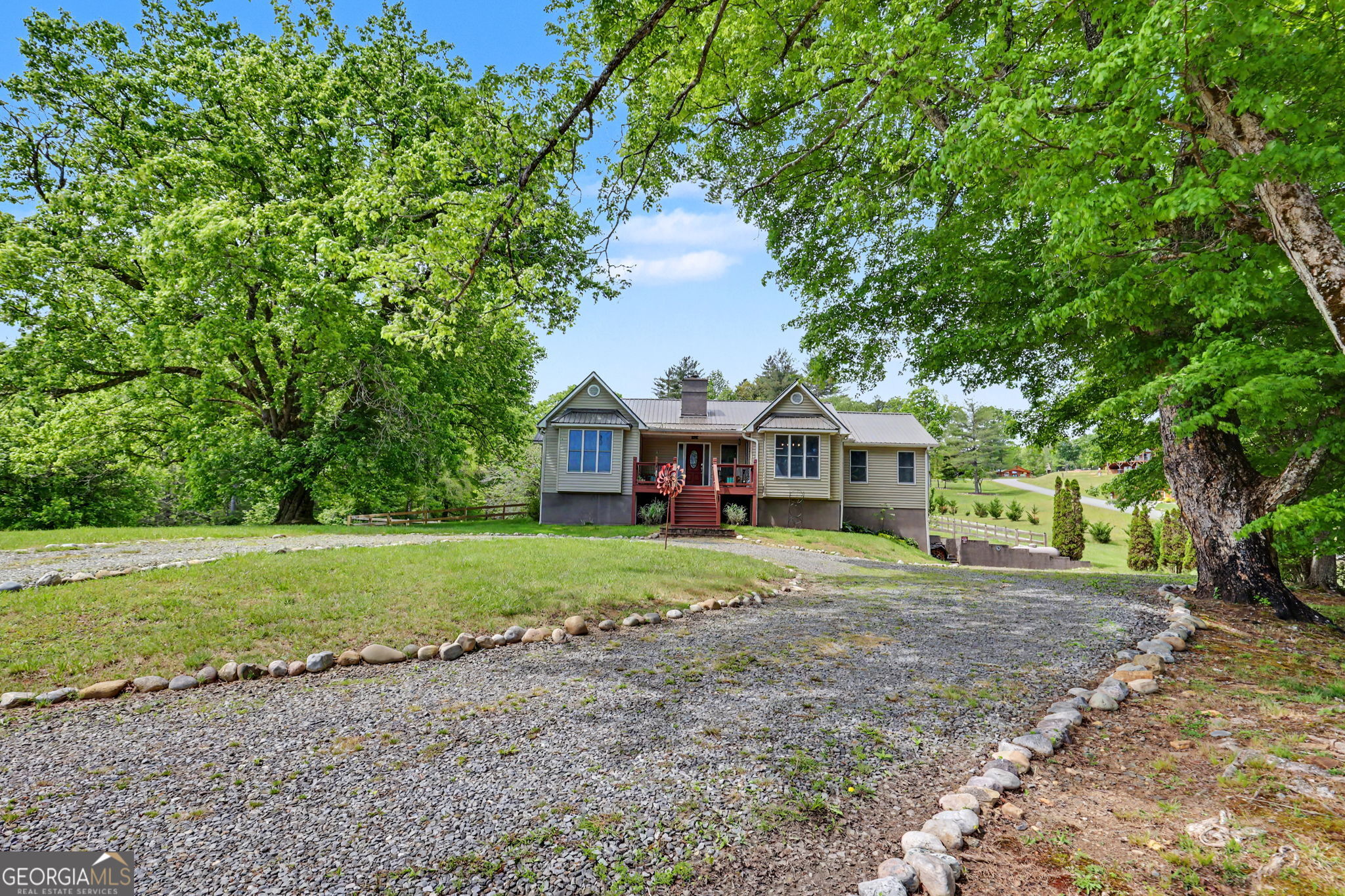 12 Chastain Road Property Photo 1