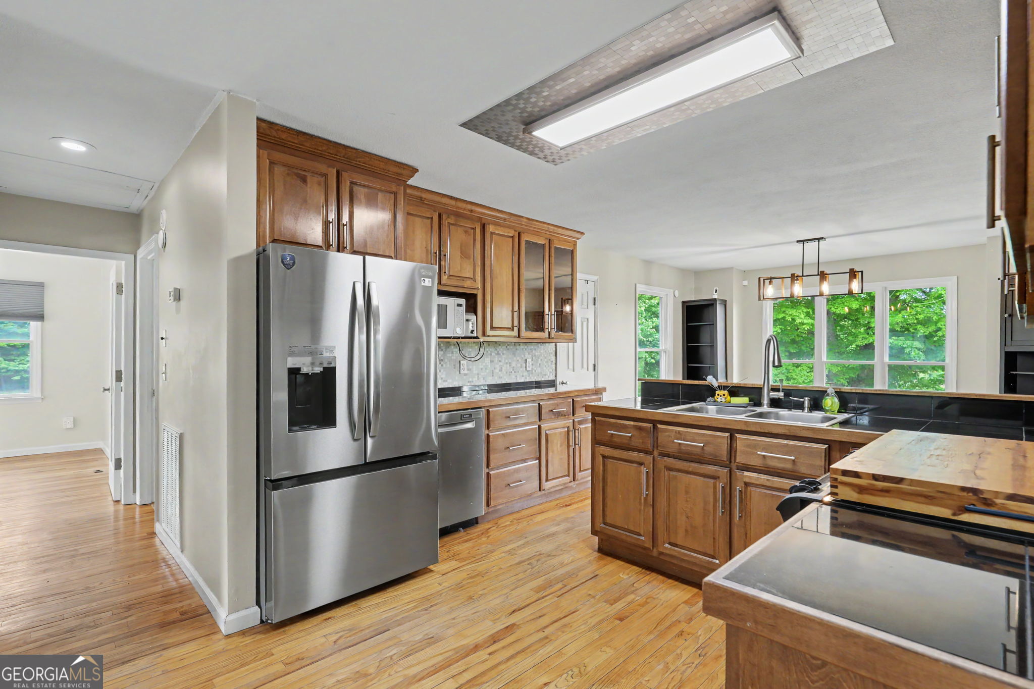 12 Chastain Road Property Photo 11