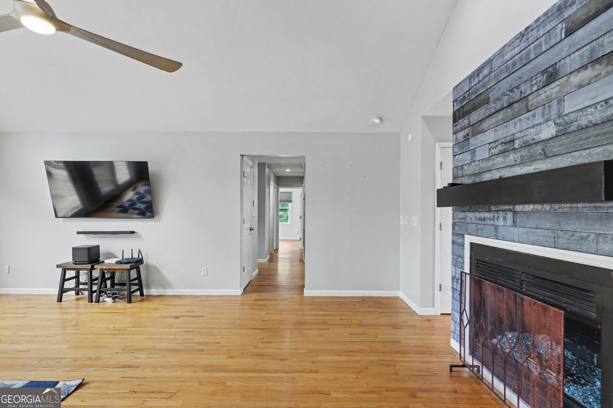 12 Chastain Road Property Photo 18