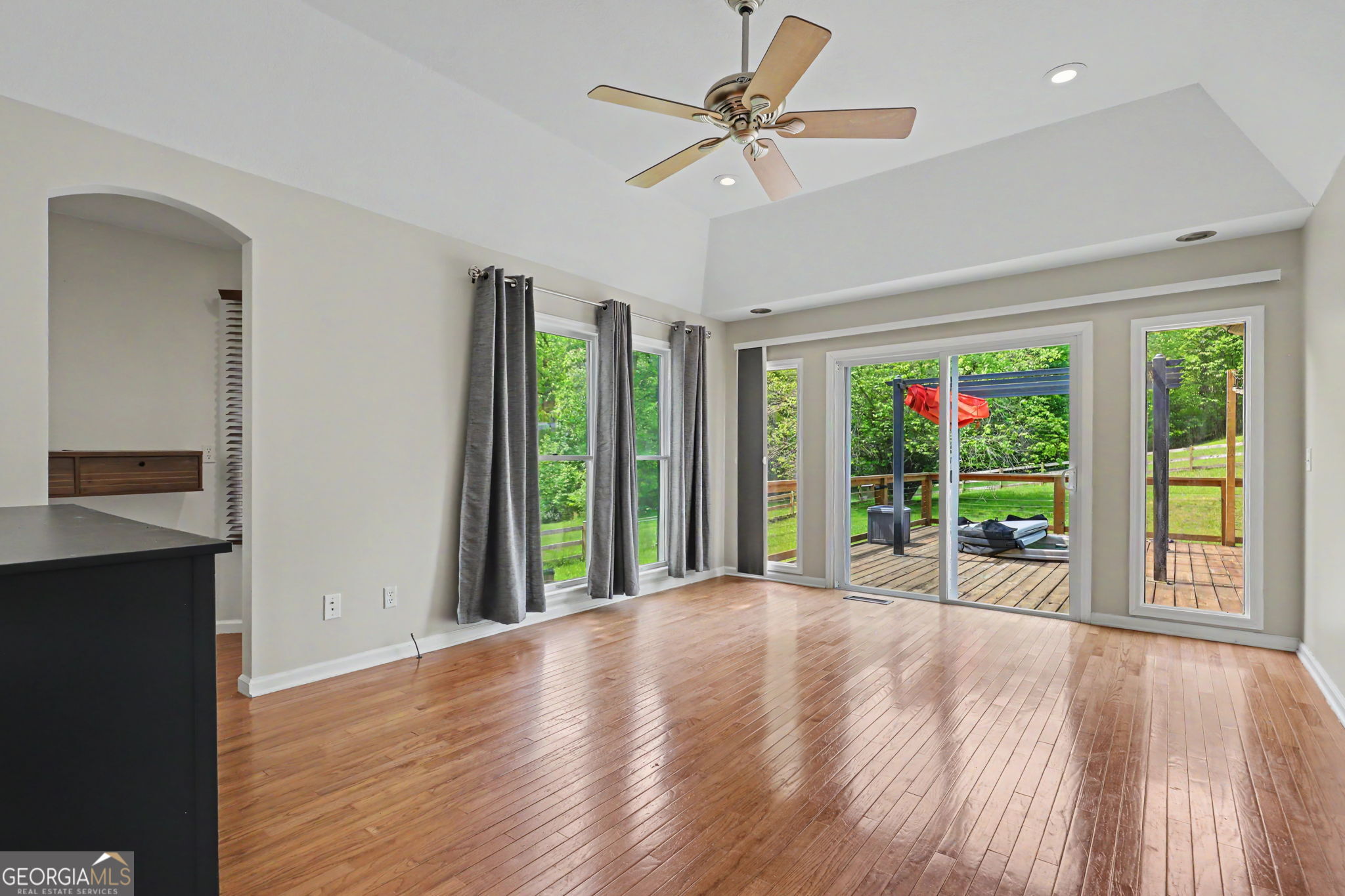 12 Chastain Road Property Photo 26