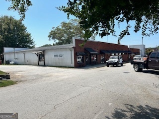 140 City Hall Avenue Property Photo 1