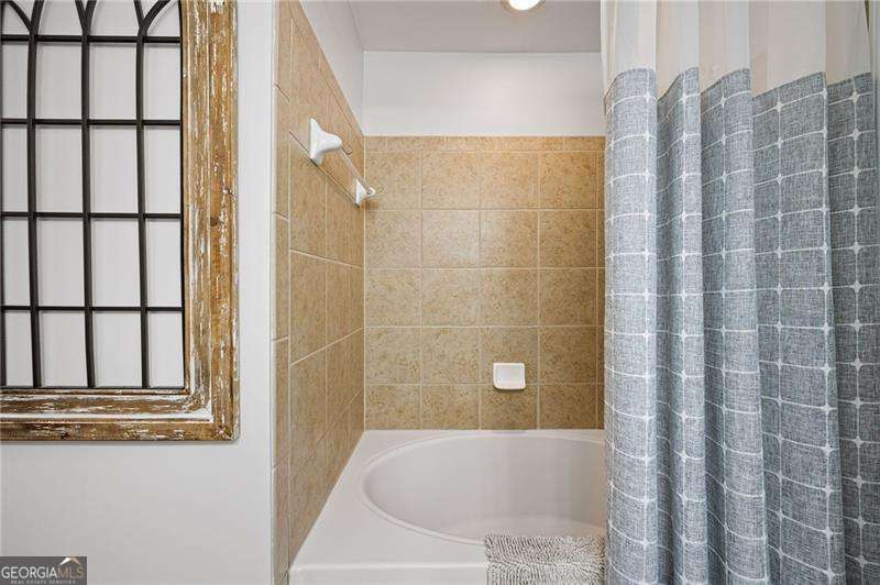 229 Kigian Trail Property Photo 22