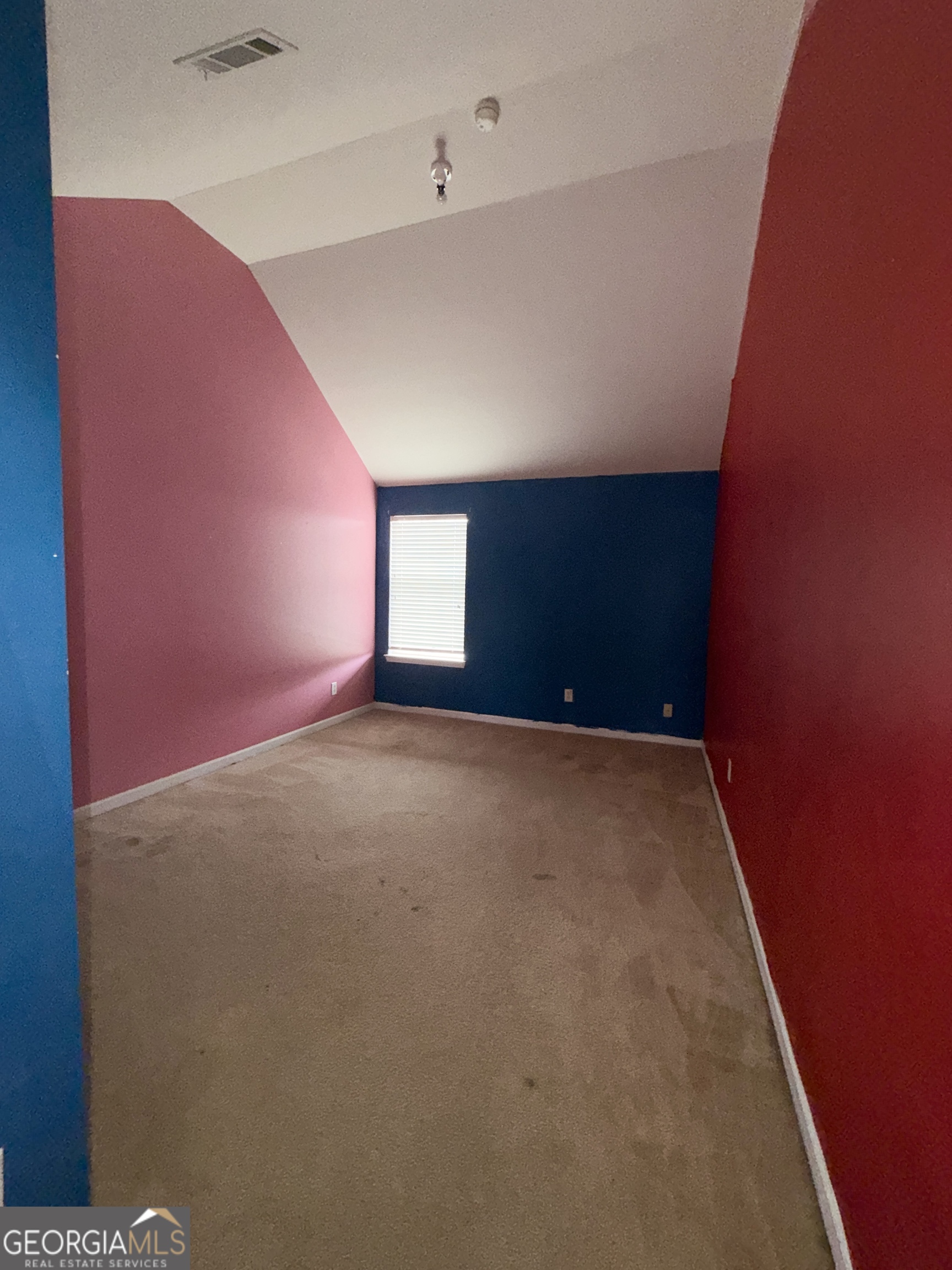620 Superior Way Property Photo 20