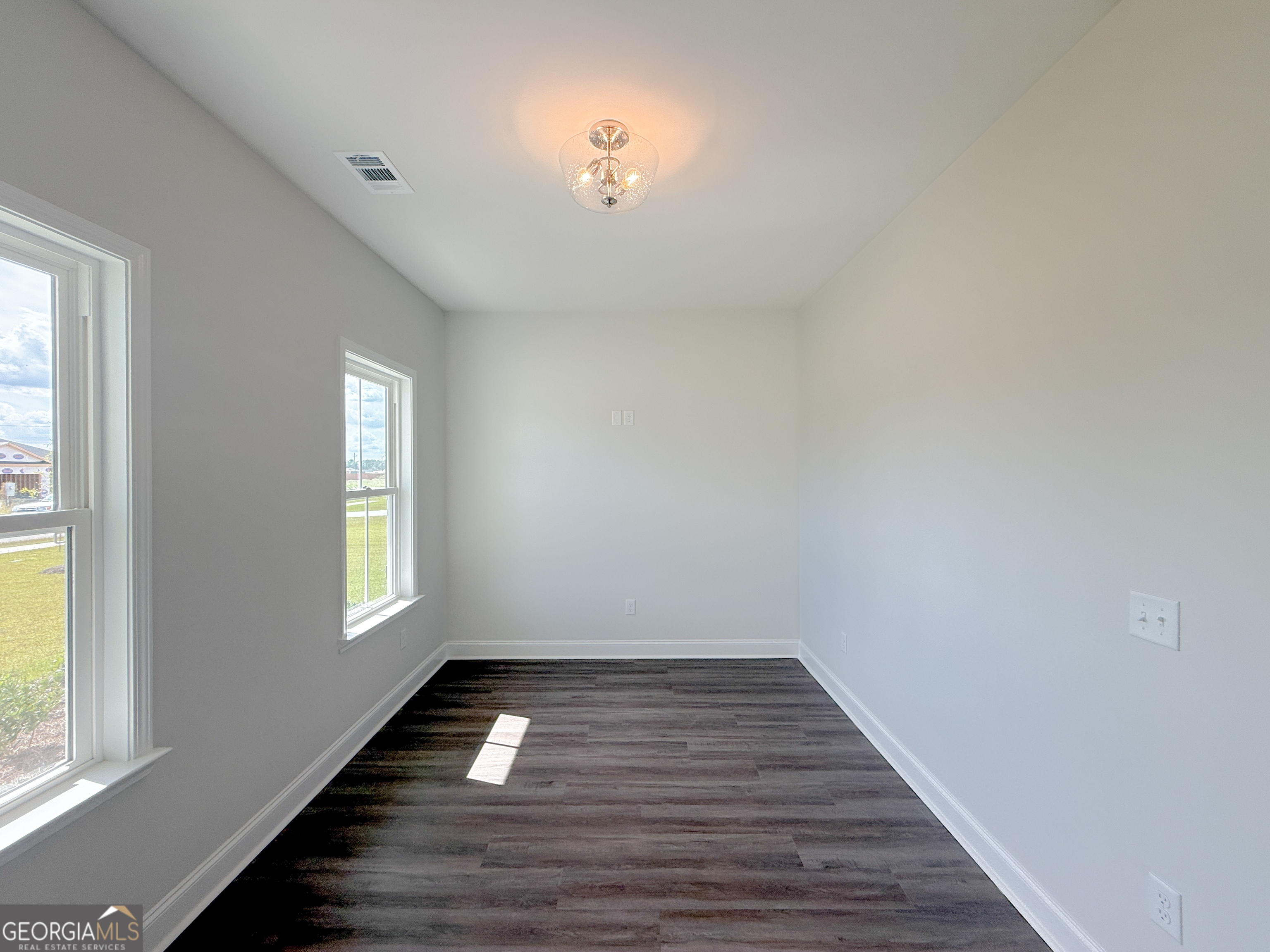 309 Barney Run Property Photo 4