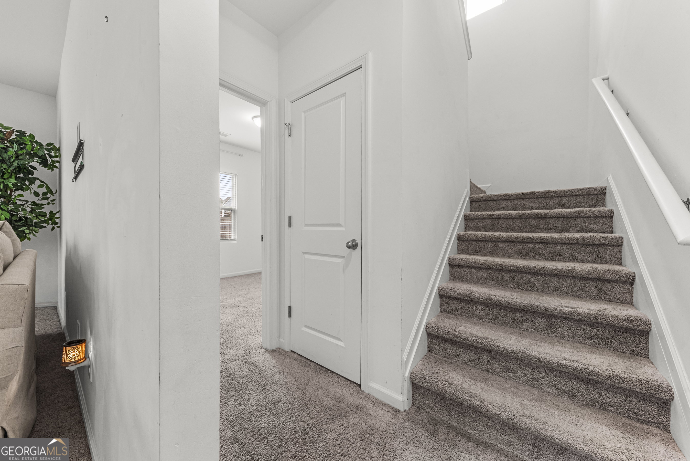 135 Ingle Drive Property Photo 11