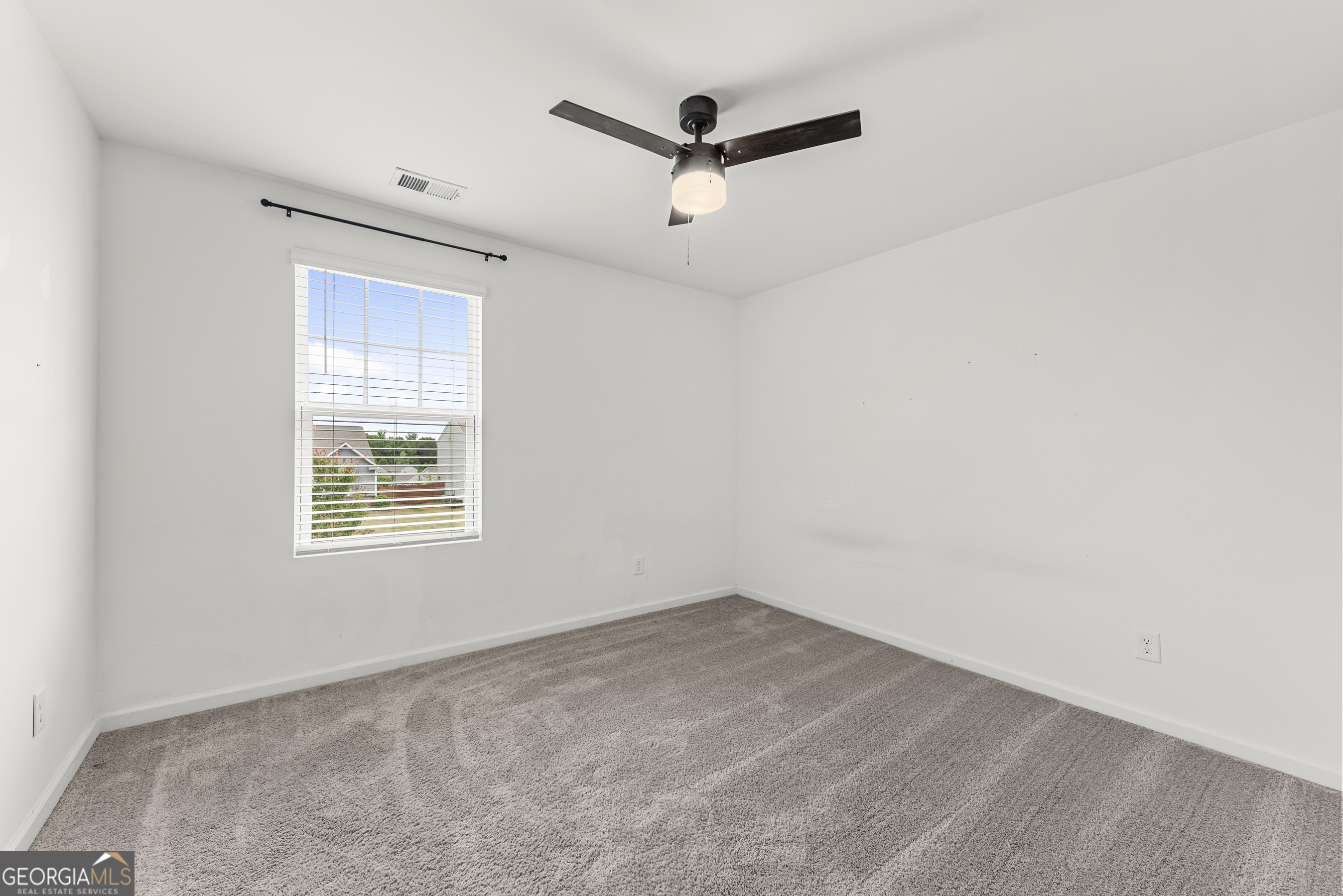 135 Ingle Drive Property Photo 17