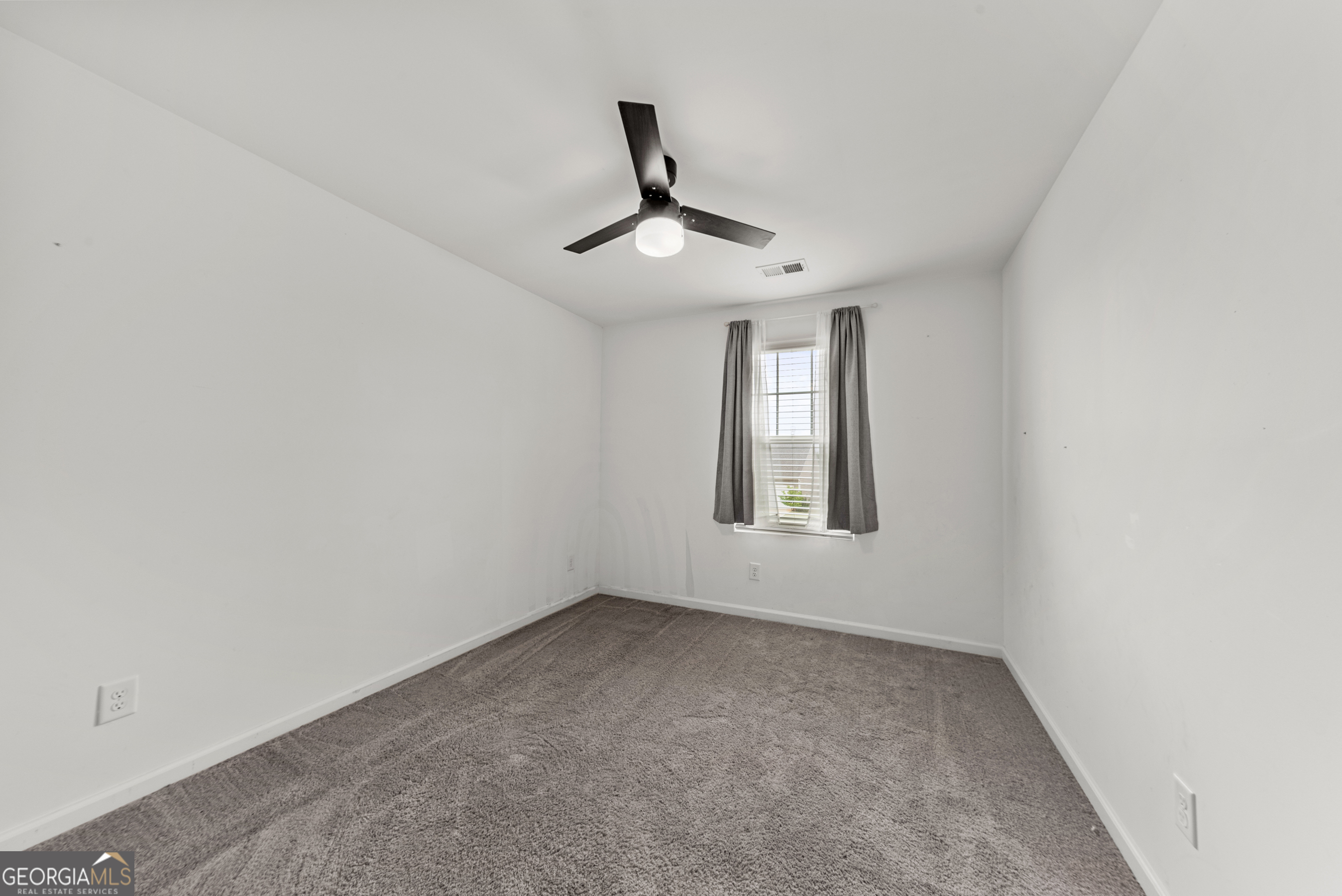 135 Ingle Drive Property Photo 21