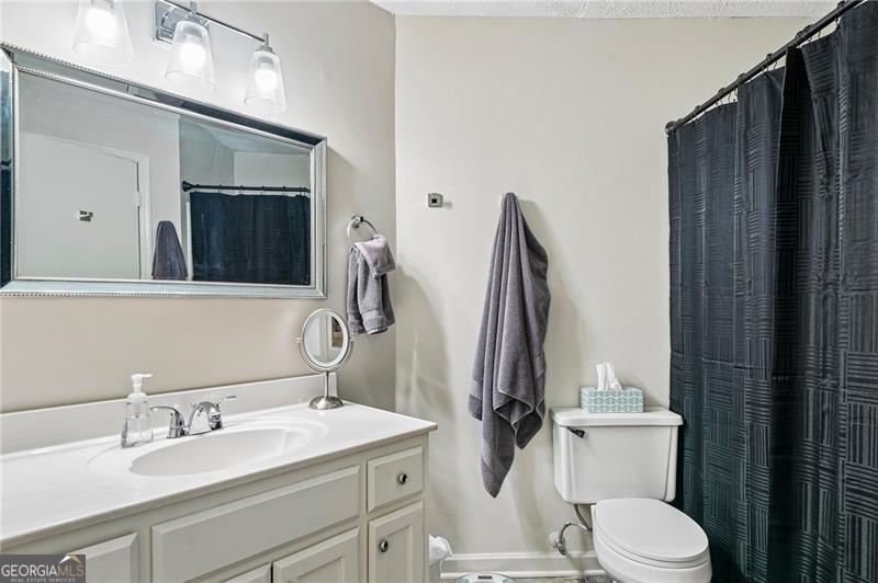 1212 Glenleaf Drive Property Photo 17