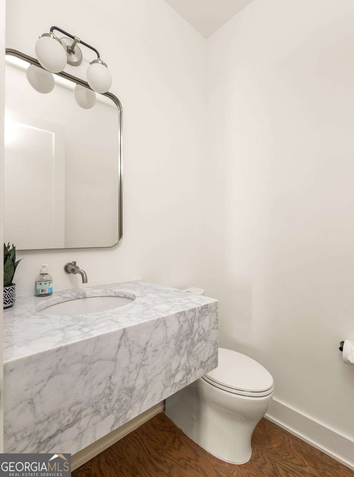 1126 Mado Loop Property Photo 29