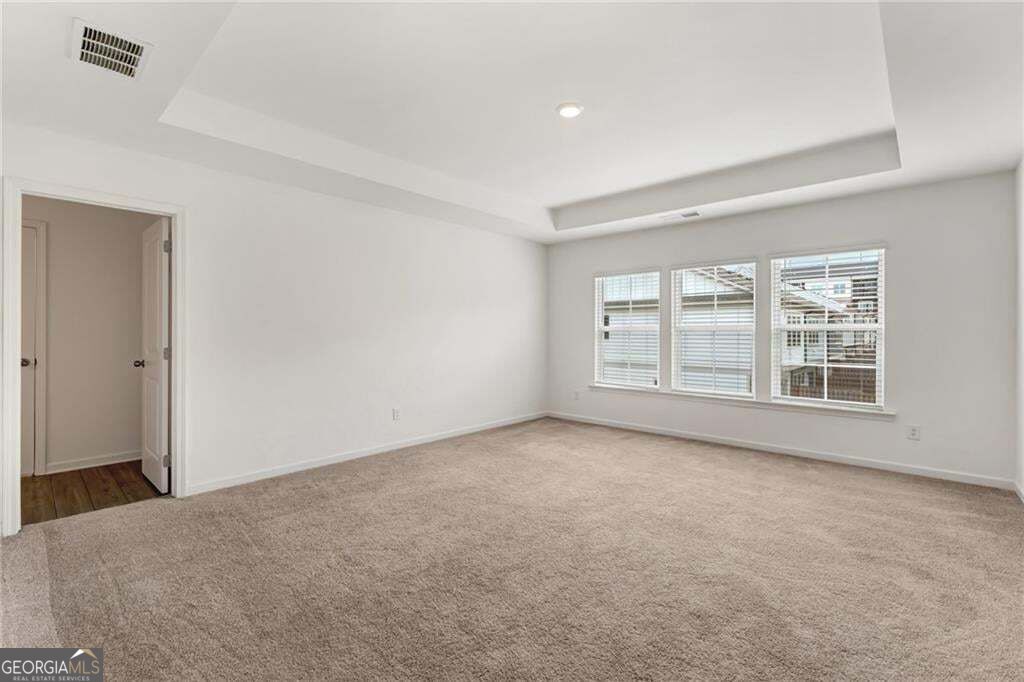 649 Isom Walk Property Photo 20