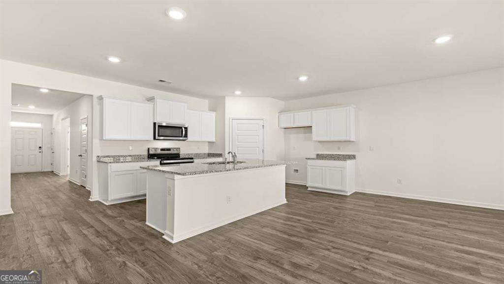 8563 Secretariat Drive Property Photo 27