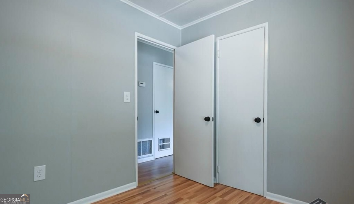 300 Martin Circle Property Photo 7