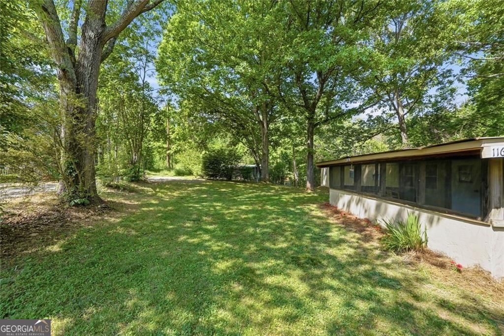 114 Oak Crest Circle Property Photo 3
