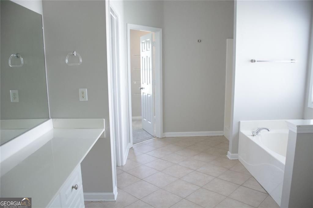 982 Apalachee Run Trail Property Photo 10