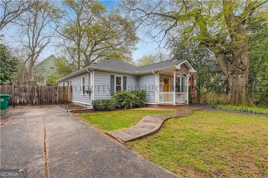 784 Hillmont Avenue Property Photo 1